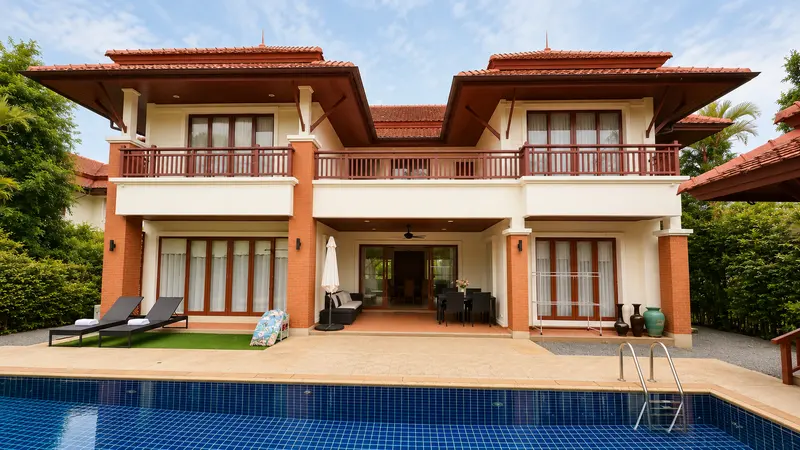 Villa & garden — 2