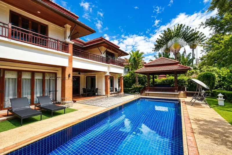 Villa & garden — 6